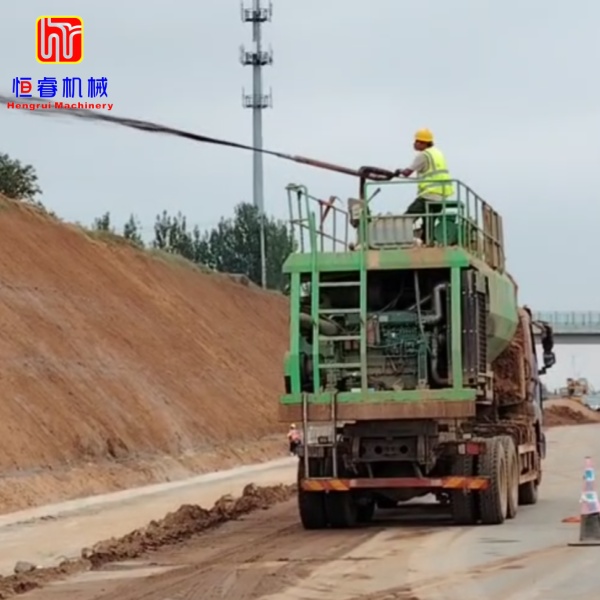 Hengrui Wet Soil Sieving Machine: Advantages of Integrated Soil Sieving and Spray Seeding Construction