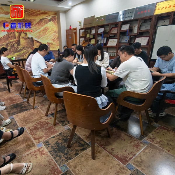 Hengrui Machinery: Continuous Exchange and Exploration, Iterating Equipment Quality
