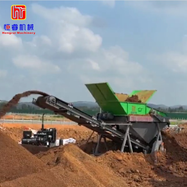 Rainy season wet soil difficult to screen? Hengrui Wet Soil Screening Machine easily solves rainy-day construction challenges