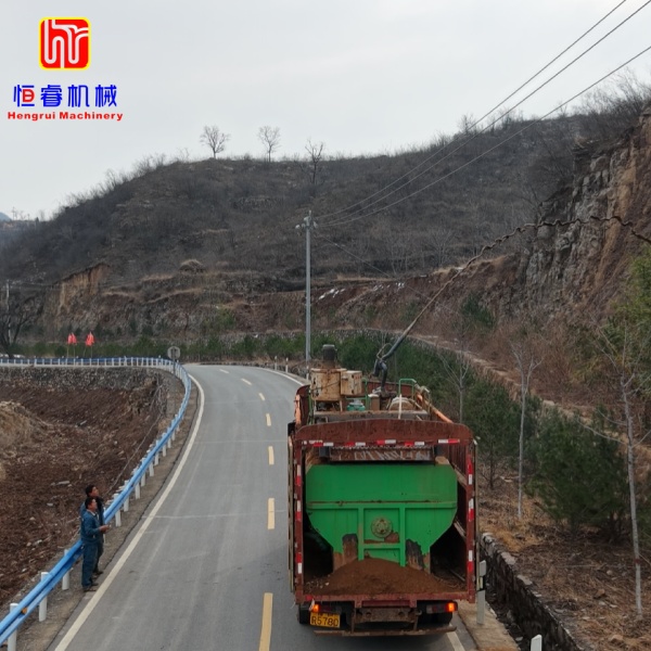 Intelligent Technology Assists Greening Construction: Hengrui Machinery Explores New Applications of Intelligent Equipment