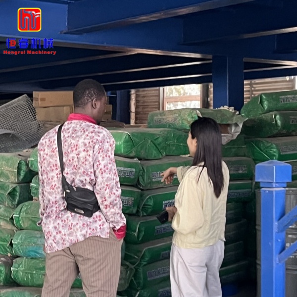 Foreign Customers Visit Hengrui Machinery to Gain an In-Depth Understanding of Its Green-Making Equipment Manufacturing Strength
