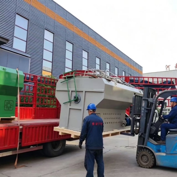 Hengrui 2m³ and 3m³ Small Hydroseeding Machines Successfully Exported to Russia, Boosting Overseas Ecological Greening Construction